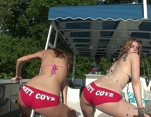 052010_more_party_cove_action_with_hot_party_girls